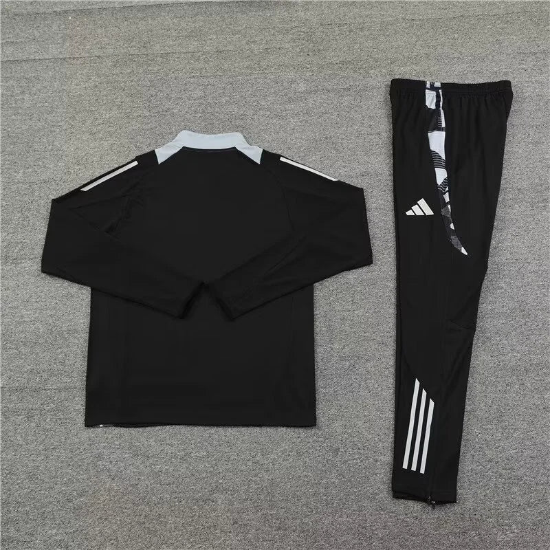2024/2025 Manchester United Half-Pull Training Wear Black