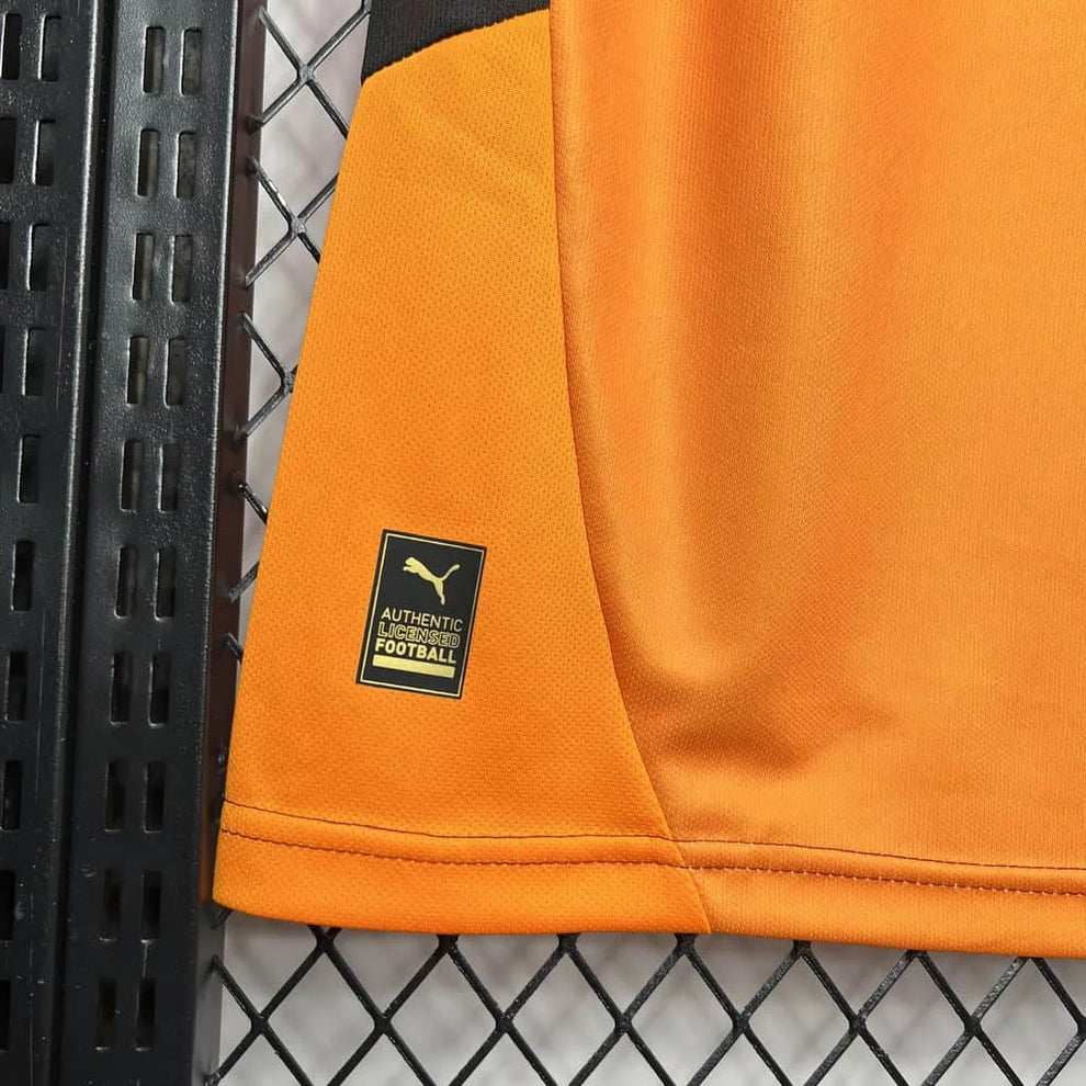 2024/2025 Galatasaray Home Football Shirt