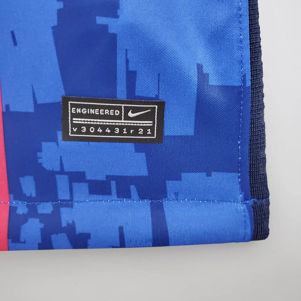 Barcelona Football Shirt 2021 / 2022 Retro