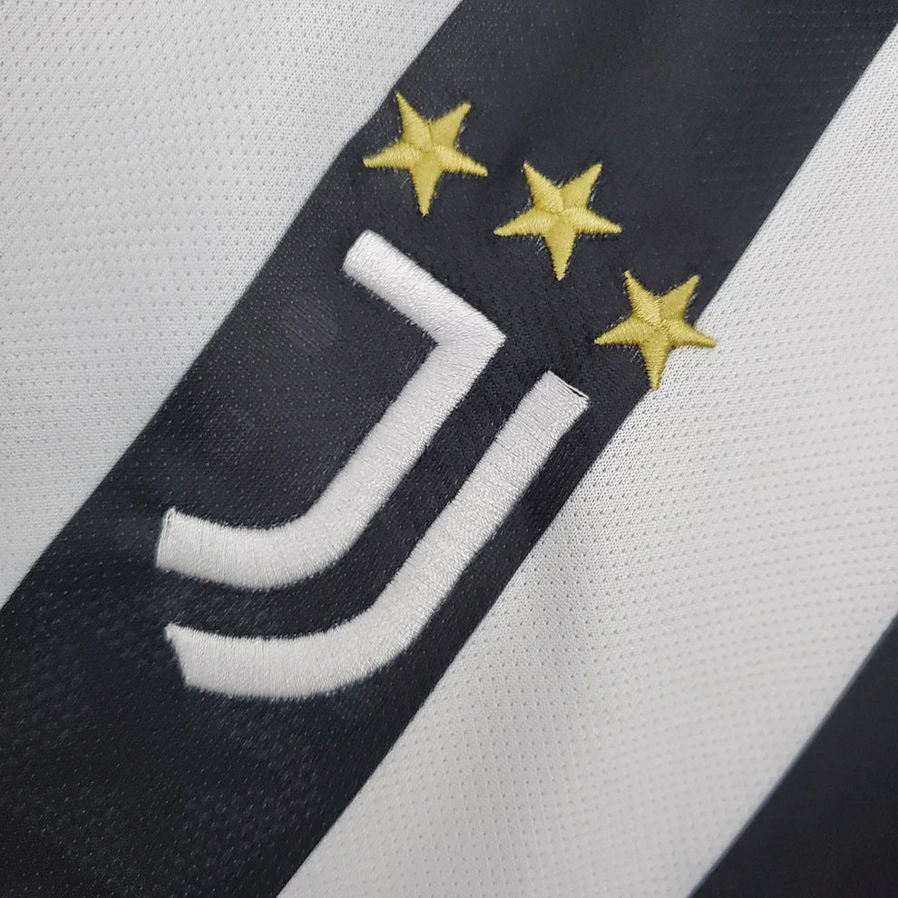 Juventus 2021/2022 Retro jersey