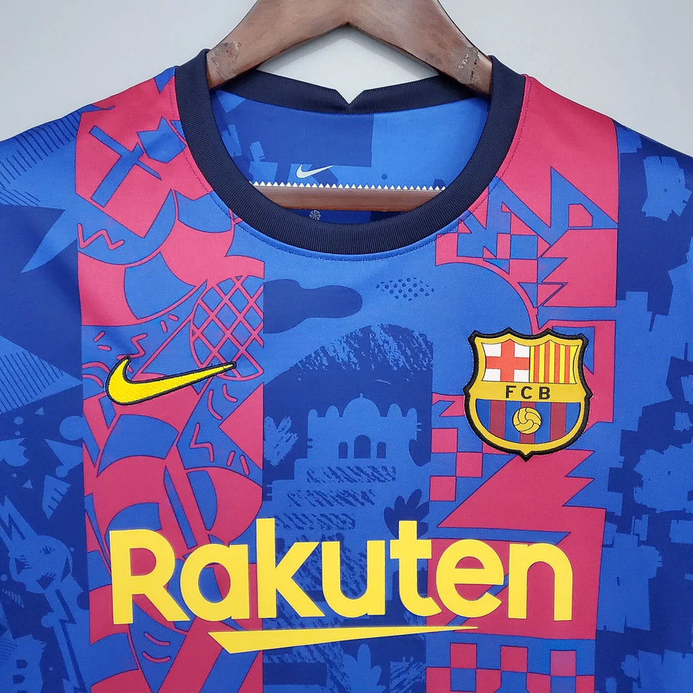 Barcelona Football Shirt 2021 / 2022 Retro