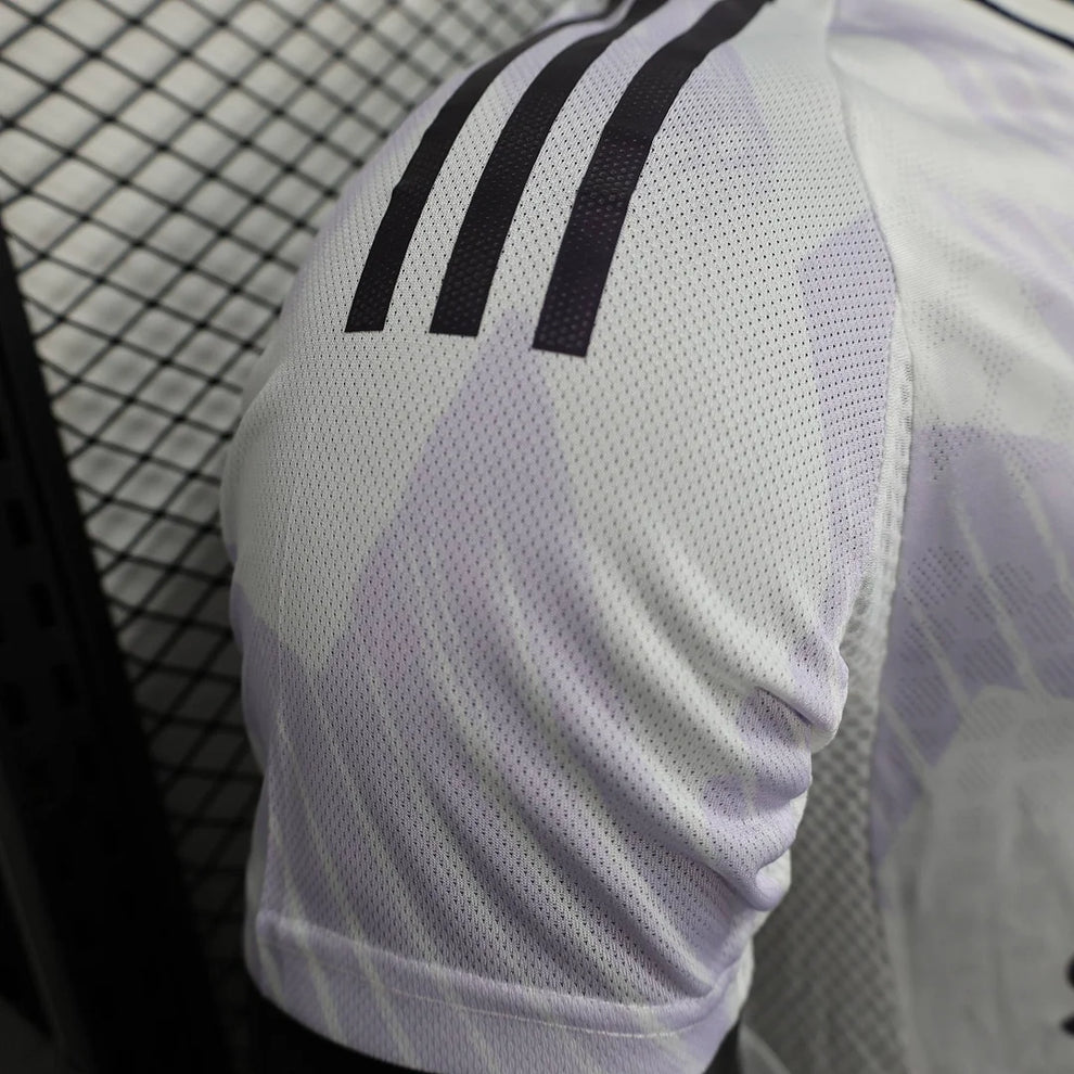 Player Version 25/26 Manchester United Away Jersey