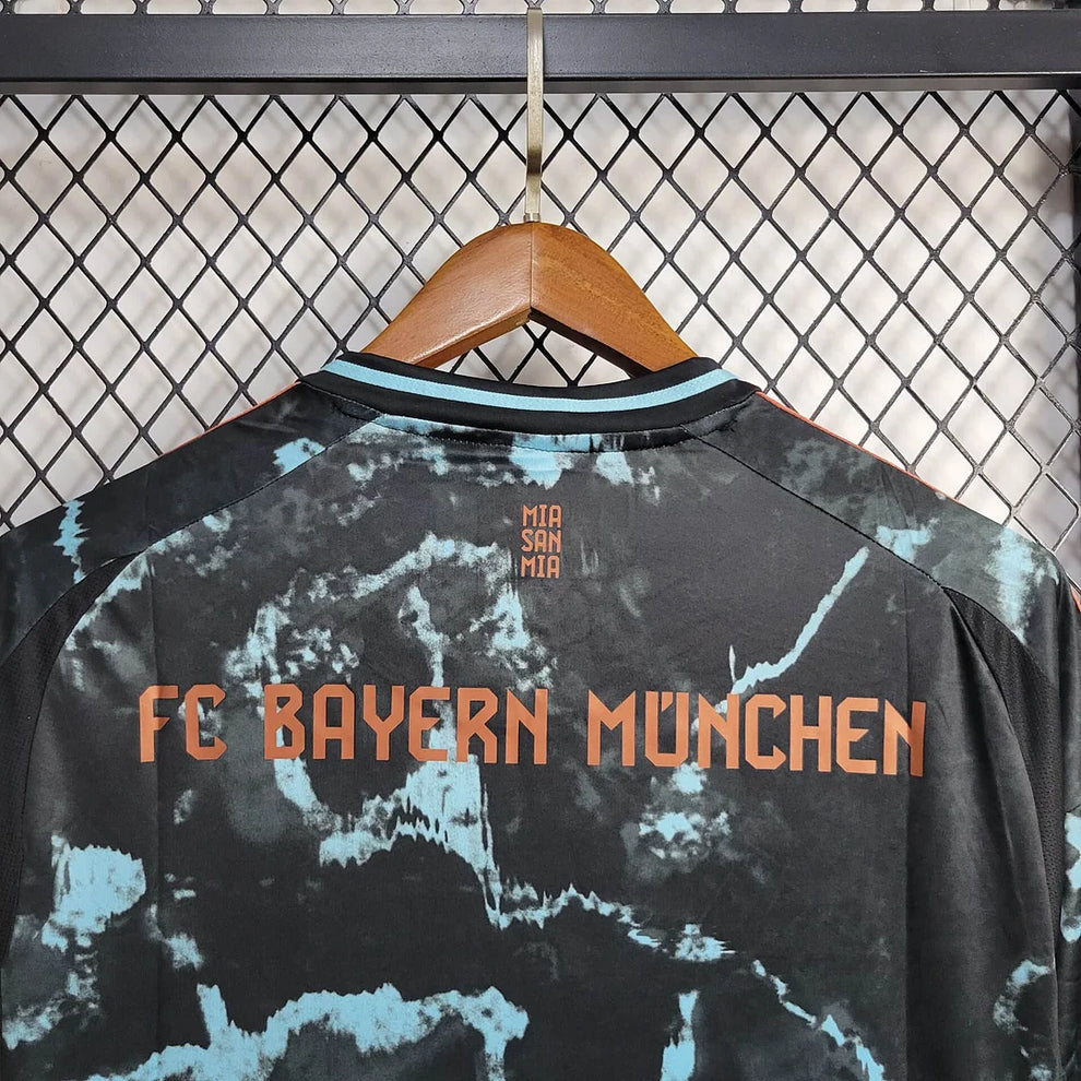 2024/2025 Bayern Munich Away Football Jersey