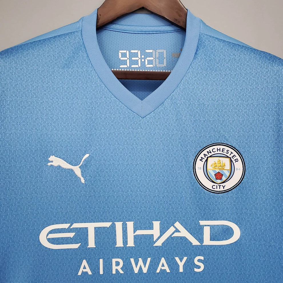 Manchester City Football Shirt 2021/2022 Retro