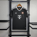 2024/2025 Bayern Munich Goalkeeper Football Jersey